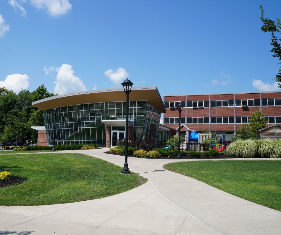 How to Position Yourself as a Strong College Applicant