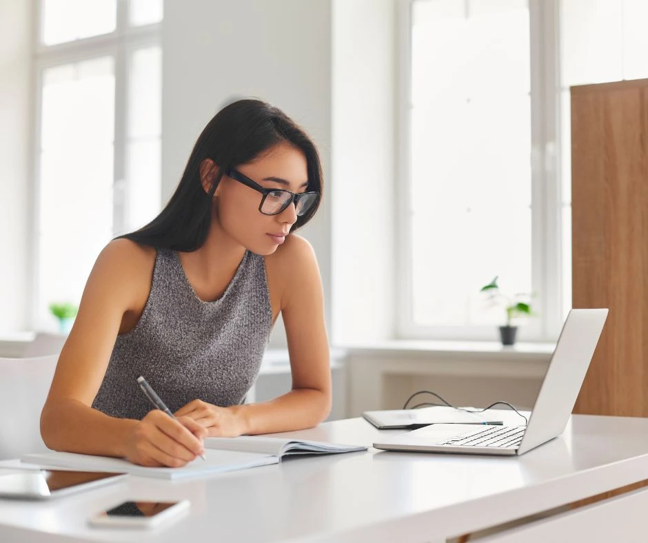 Exploring College Courses for Students