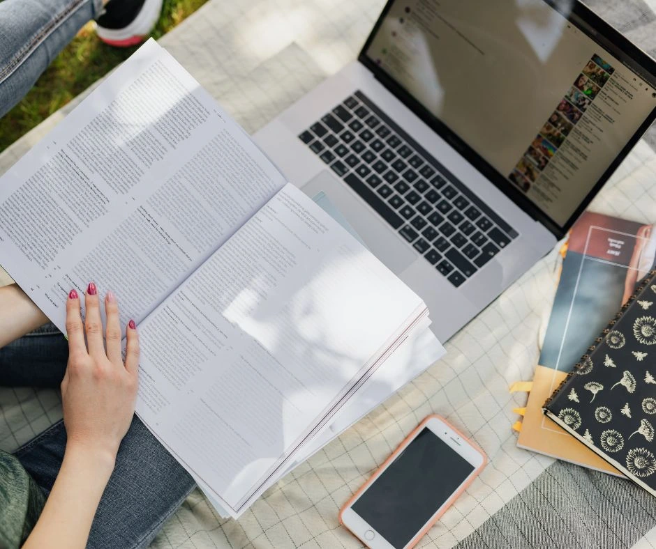 How Educational Consultants Help Students Succeed
