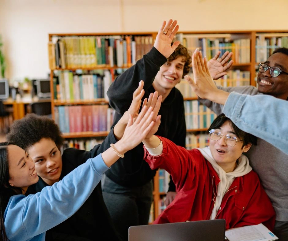 College Enrollment Guide for High School Seniors